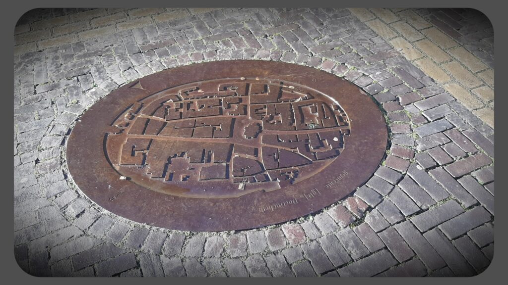 Doetinchem Het ei in de Catharinastraat (#24) © foto Wilma_Lankhorst.